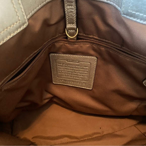 Coach Bag 😍 - Picture 4 of 6